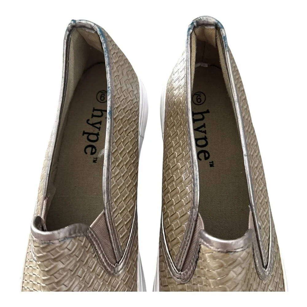 Hype Womens Sneakers Loafers Woven Metallic Gold Leather Slip-on Shoes 9